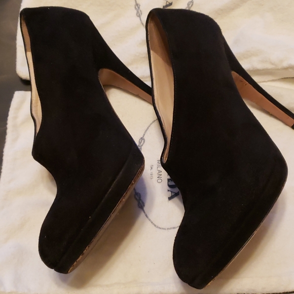Prada black ⚫ Suede heels - Picture 4 of 11